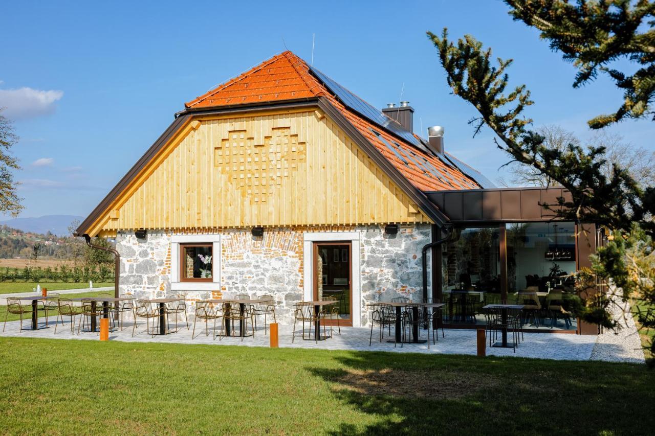 Resort Village Majer Gradac Екстериор снимка