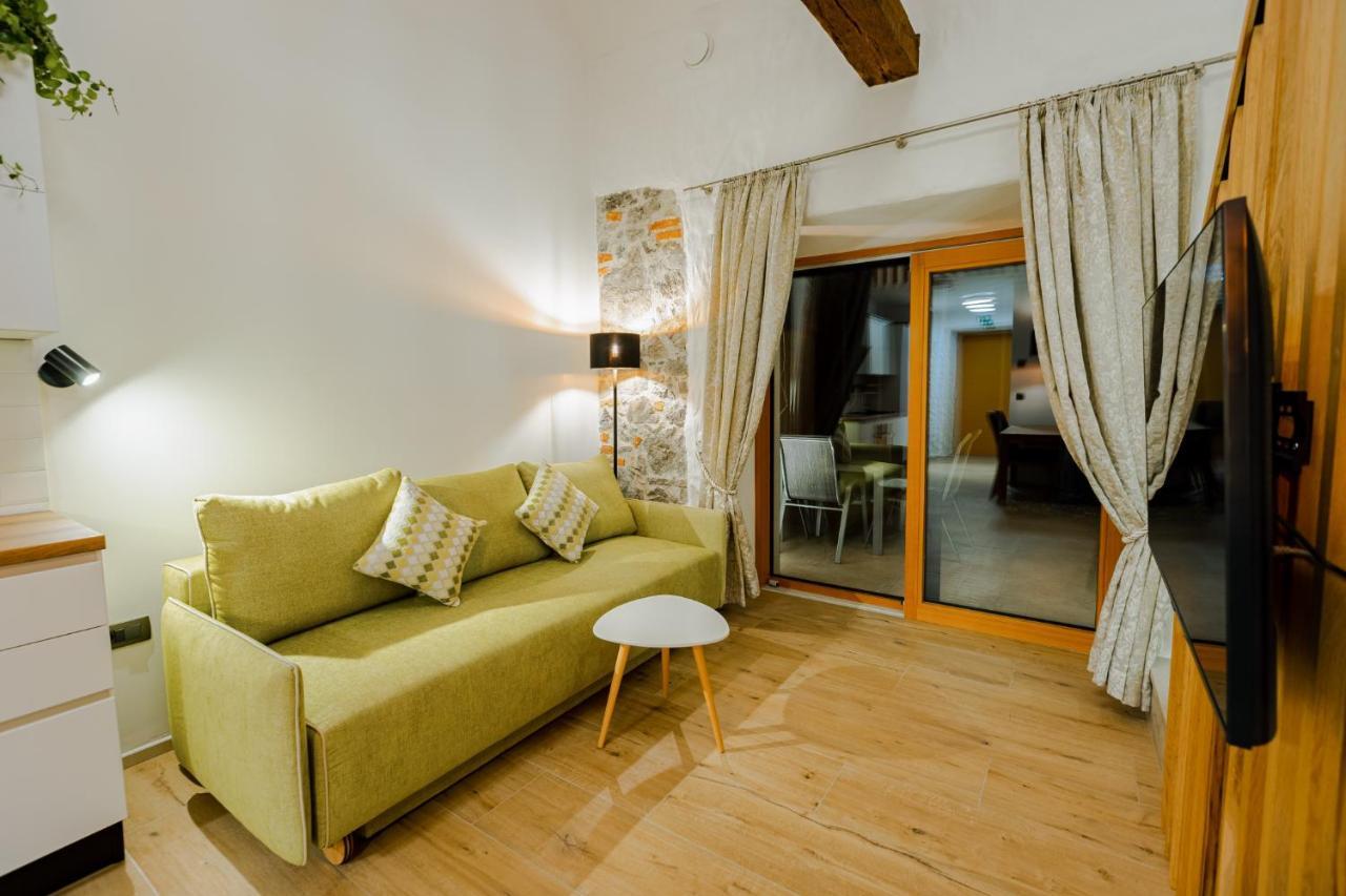 Resort Village Majer Gradac Екстериор снимка